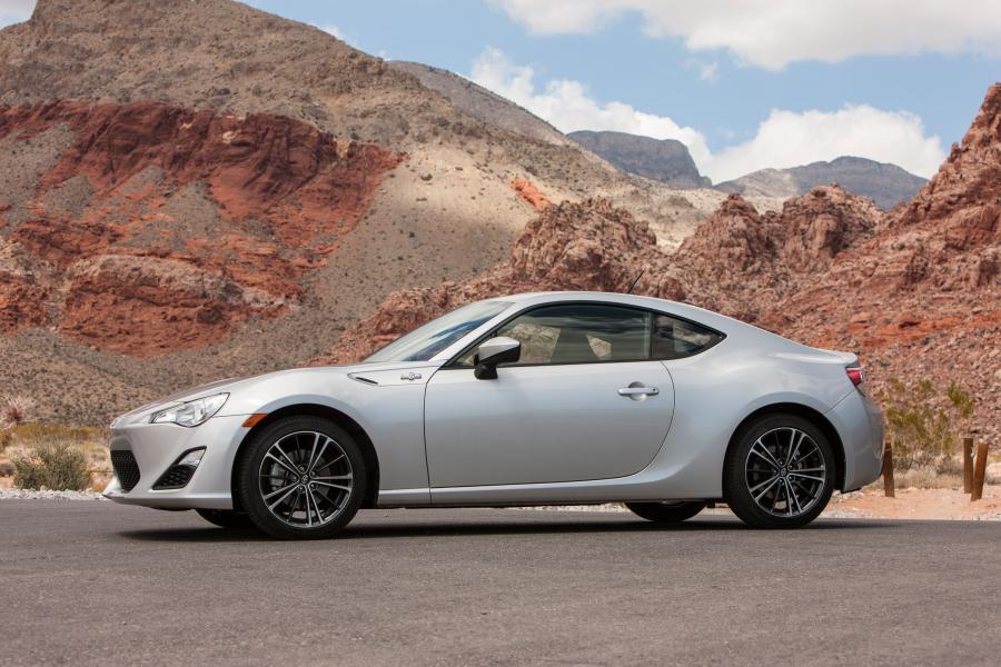  Scion FR-S 2013 года  (фото 104 из 192)